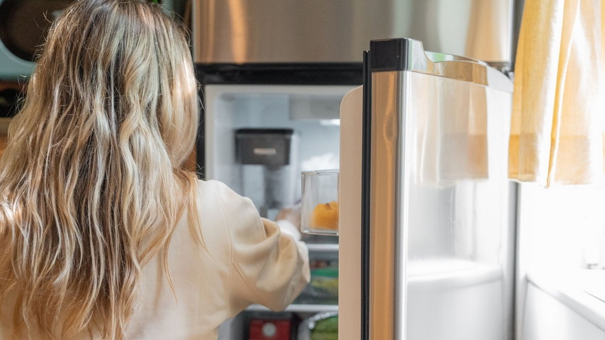 5 причин, почему холодильник работает, но не охлаждает